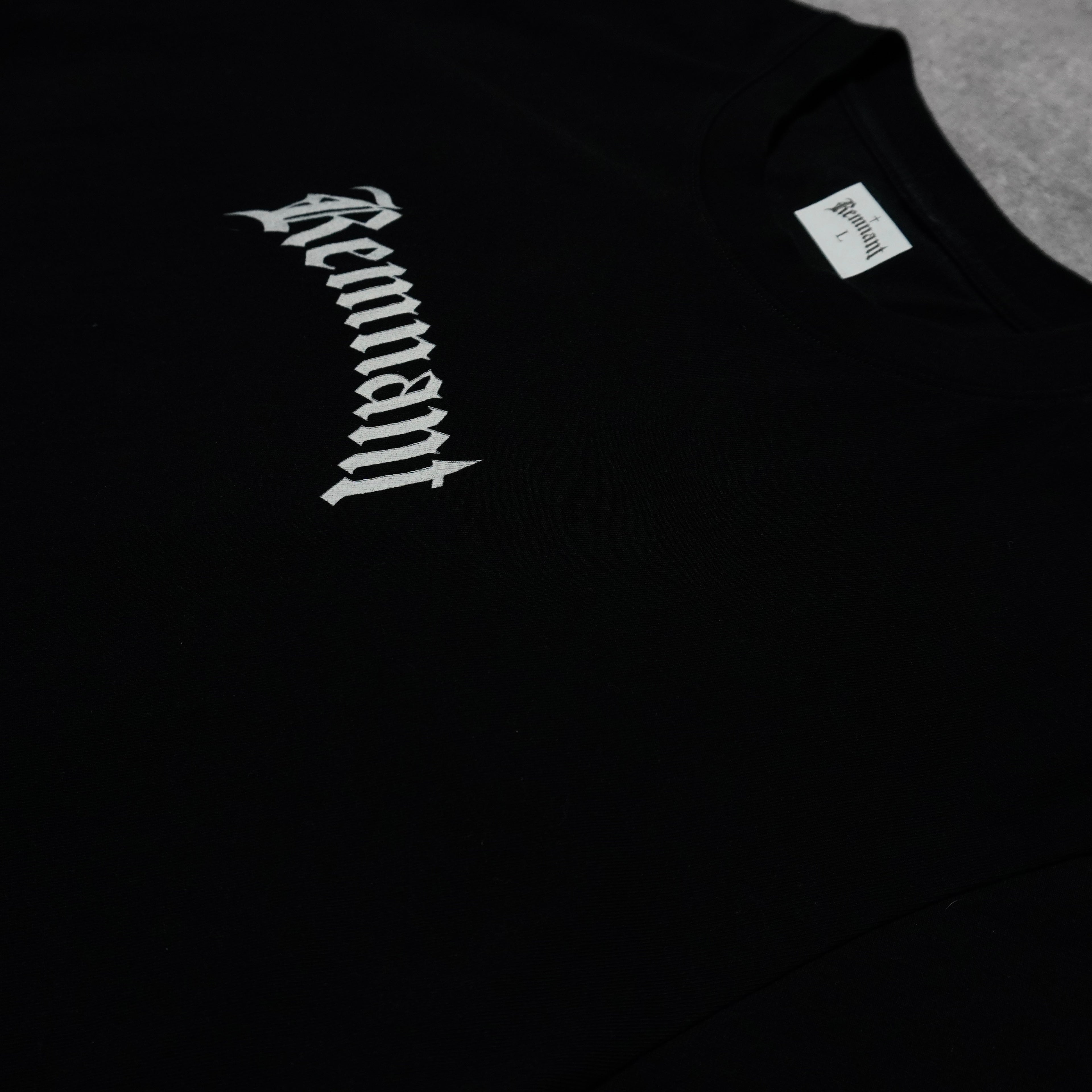 RISE OF DUST PREMIUM TEE IN BLACK