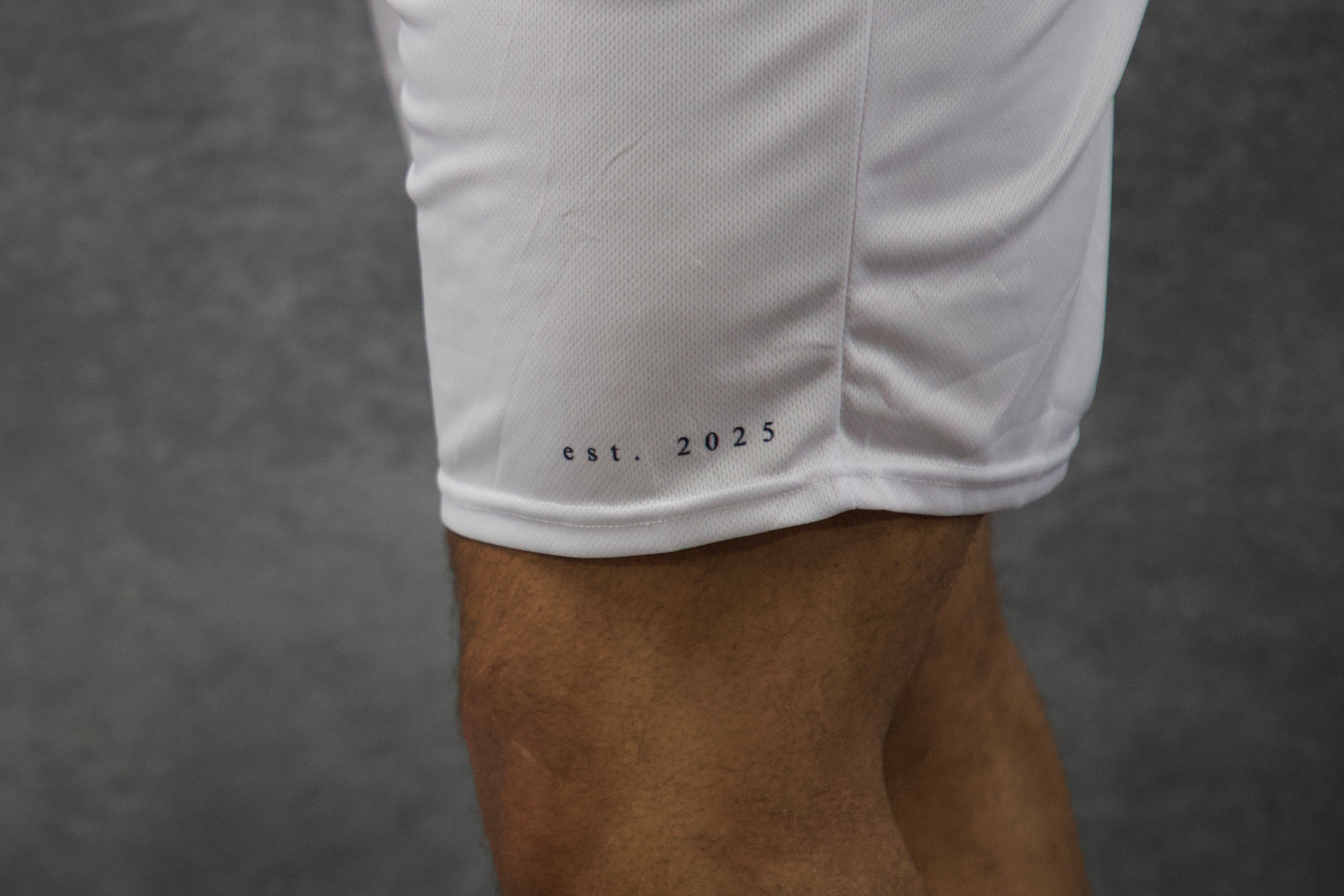 HOLY COVERINGS PERFORMANCE SHORTS IN WHITE