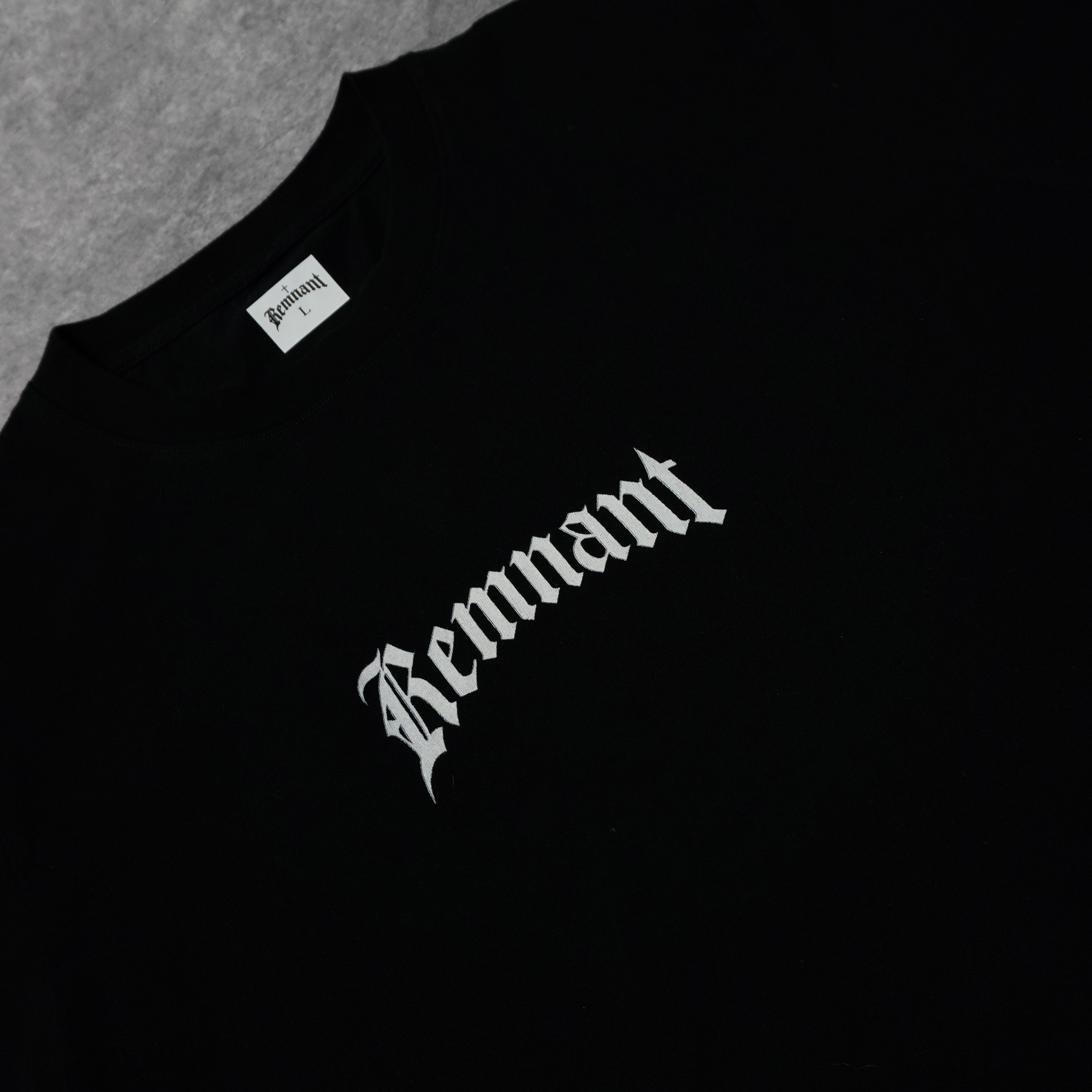 RISE OF DUST PREMIUM TEE IN BLACK