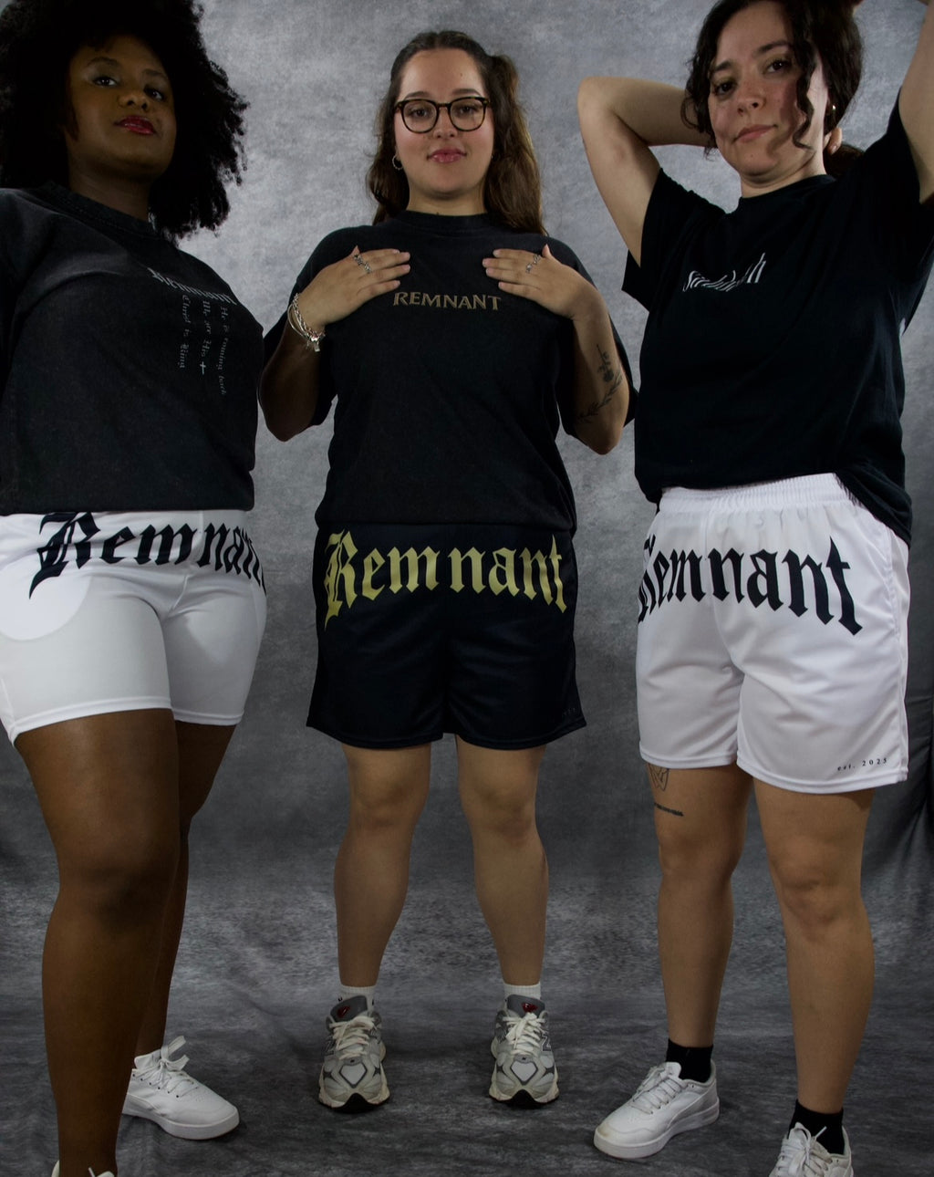 HOLY COVERINGS PERFORMANCE SHORTS IN BLACK